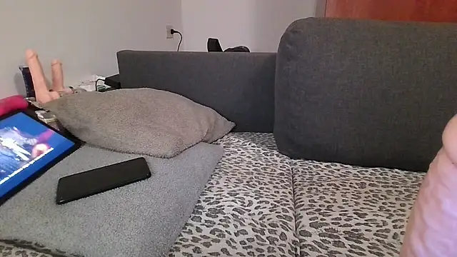 Snapshot of KarolinaReaper chatting on December 2024 05:31:01 PM KarolinaReaper online show from December 2024 05:31:01 PM