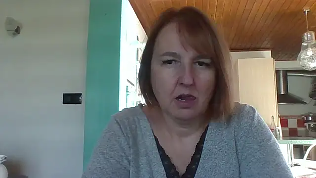 Snapshot of Sandcoq chatting on October 2025 01:39:02 PM Sandcoq online show from October 2025 01:39:02 PM