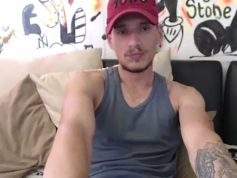 Snapshot of roystonee01 chatting on September 2025 05:16:02 PM roystonee01 online show from September 2025 05:16:02 PM