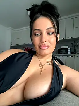 Snapshot of melissablack chatting on September 2025 07:35:02 AM melissablack online show from September 2025 07:35:02 AM