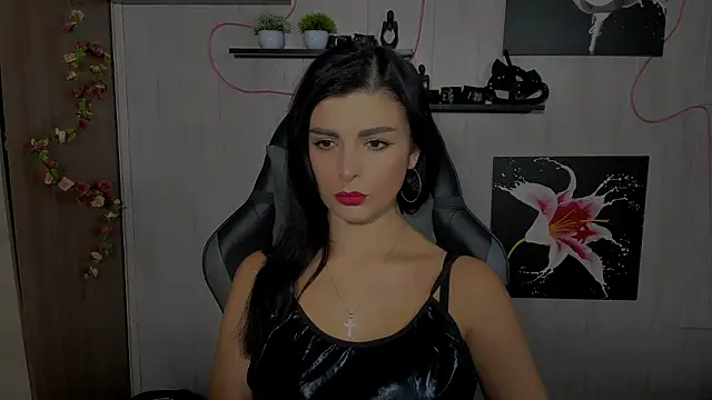 KayWuds online show from December 2024 01:00:01 PM