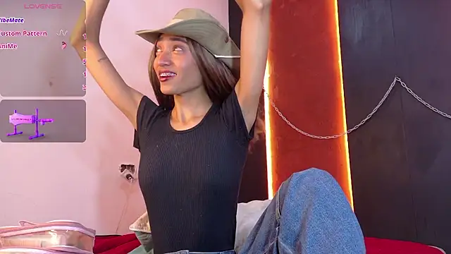 Charlotte Love10 online show from January 2026 12:20:01 PM