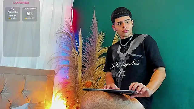 Nathaniel Park online show from October 2025 01:04:02 AM