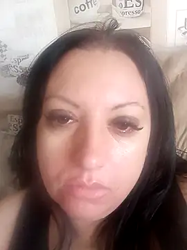 Snapshot of Veronica-Celie chatting on May 2026 05:48:01 AM Veronica-Celie online show from May 2026 05:48:01 AM