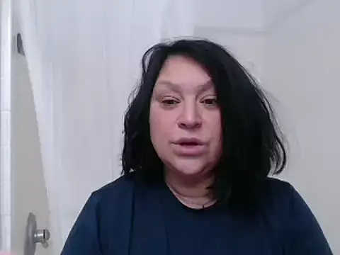 AlyssiaAmoreXO online show from January 2025 05:58:01 PM