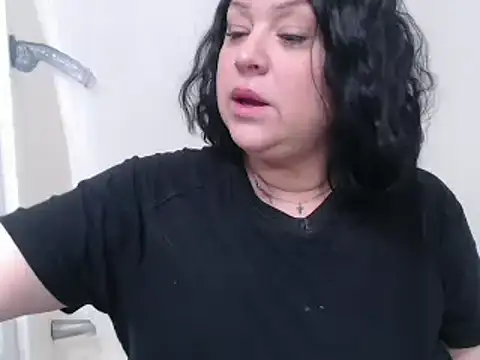 AlyssiaAmoreXO online show from January 2025 04:15:01 PM