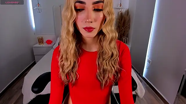 Sarajonnes online show from May 2026 05:29:02 PM