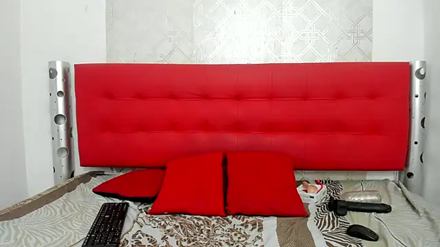 Celestial Queen  online show from March 2025 04:15:01 PM