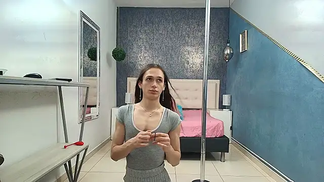 Celestial Queen  online show from June 2026 01:20:02 PM
