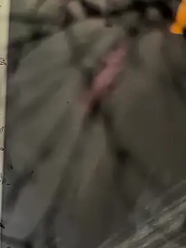 lescro95  online show from March 2026 03:59:01 PM