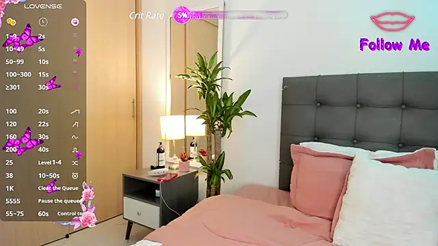 charlotte james0 online show from March 2025 02:59:01 AM