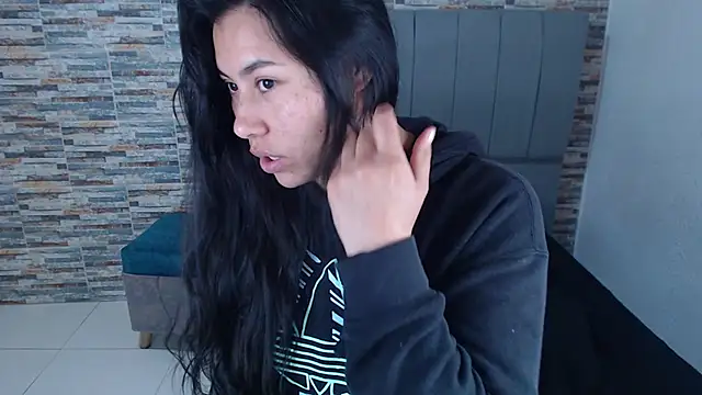 Snapshot of _joy_yva chatting on October 2025 09:03:02 PM joy yva online show from October 2025 09:03:02 PM