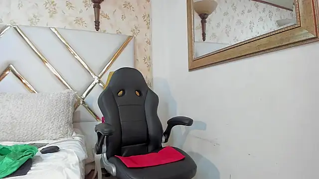 MalorySweet online show from February 2026 02:25:01 PM