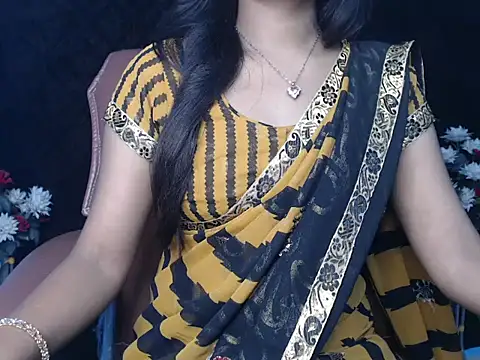 Snapshot of Wish_Queen chatting on November 2025 08:00:01 PM Wish Queen online show from November 2025 08:00:01 PM