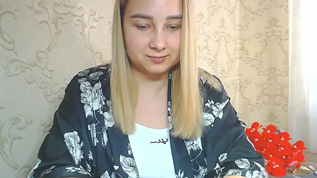 DolphinDreams online show from June 2026 12:32:01 PM