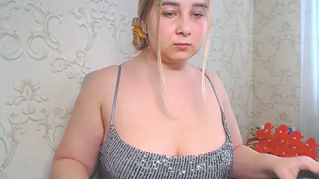 DolphinDreams online show from June 2026 11:23:02 AM