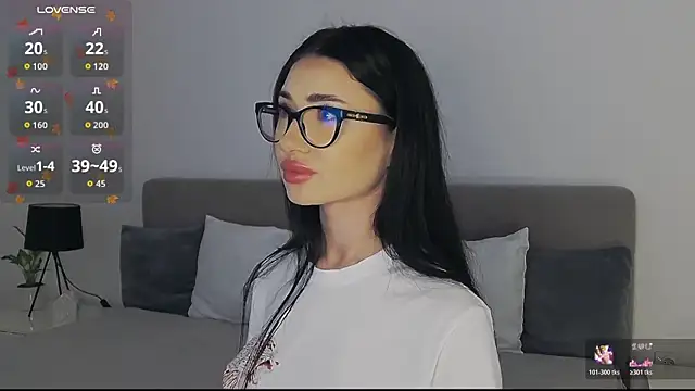 Snapshot of AllisonSky chatting on November 2025 12:29:02 PM AllisonSky online show from November 2025 12:29:02 PM