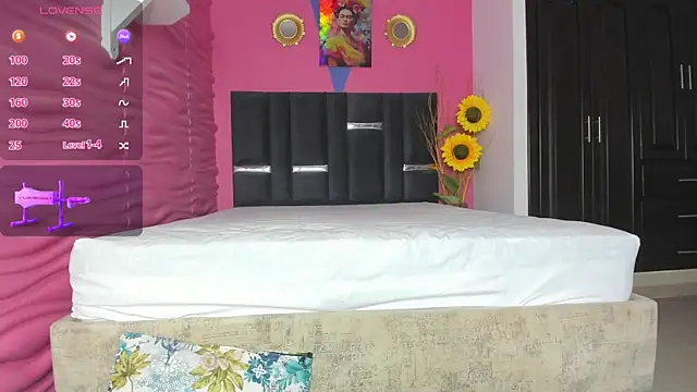 Snapshot of valeria_hurtado chatting on March 2025 03:07:01 AM valeria hurtado online show from March 2025 03:07:01 AM