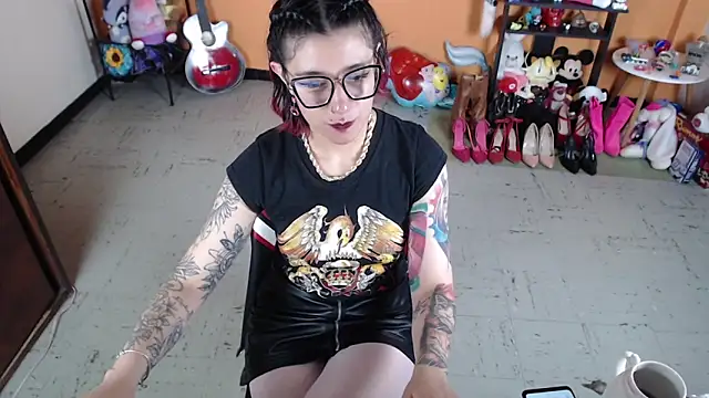 MissMiia2 online show from January 2025 07:11:01 PM