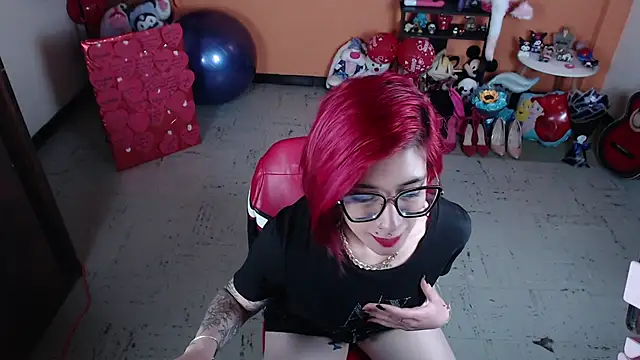 MissMiia2 online show from March 2025 12:57:02 PM