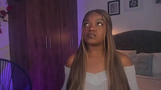 Snapshot of Im_Maria chatting on March 2025 09:59:01 PM Im Maria online show from March 2025 09:59:01 PM