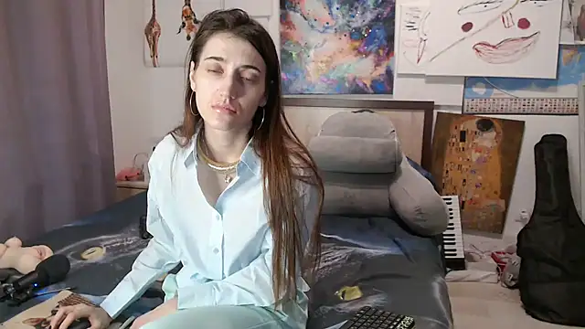 Iren online show from March 2025 10:42:01 PM