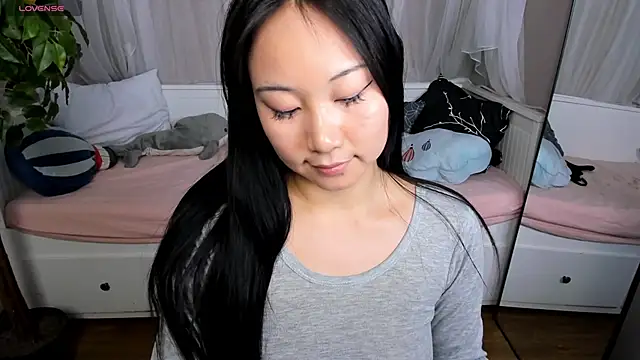 Snapshot of Inari_Okami_ chatting on January 2025 11:55:01 PM Inari Okami online show from January 2025 11:55:01 PM