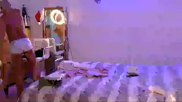 Snapshot of GymBoyVan chatting on December 2024 07:03:02 PM GymBoyVan online show from December 2024 07:03:02 PM