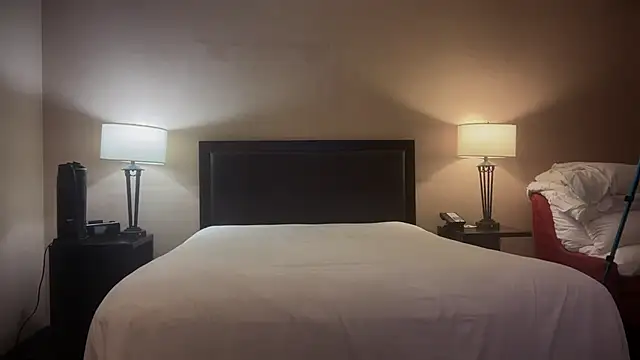 Snapshot of GymBoyVan chatting on October 2025 04:40:01 AM GymBoyVan online show from October 2025 04:40:01 AM