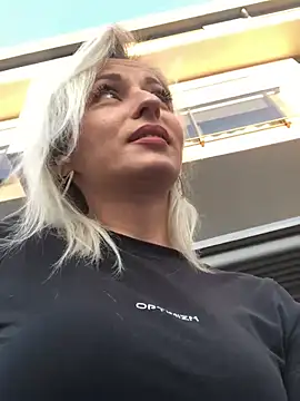 Diamond Bunny  online show from March 2025 03:12:02 PM