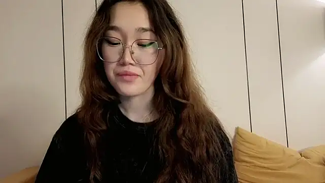 Jennatyan online show from June 2026 03:41:01 AM