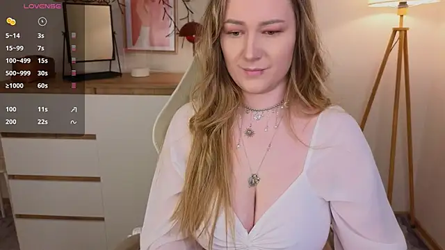 Emma B1uem online show from February 2025 09:15:02 PM