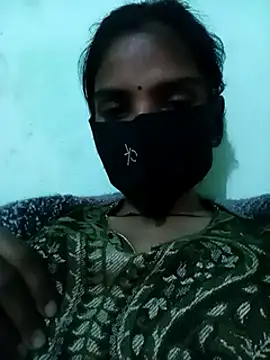 Snapshot of cute_simmy0 chatting on December 2024 04:22:02 AM cute simmy0 online show from December 2024 04:22:02 AM