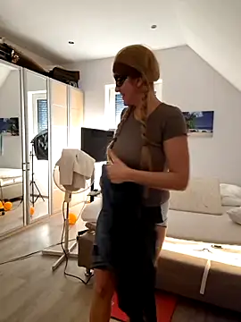 Hexe12346 online show from November 2025 12:34:01 PM