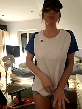 Hexe12346 online show from November 2025 07:24:01 PM