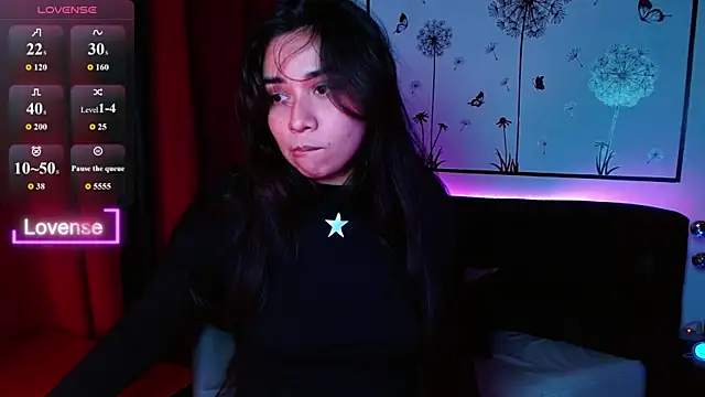 Lune Claire online show from January 2026 12:15:02 AM