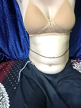 Snapshot of kaveerpooja947 chatting on March 2026 04:35:01 PM kaveerpooja947 online show from March 2026 04:35:01 PM