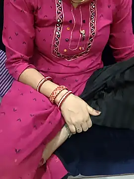 kaveerpooja947 online show from May 2026 05:18:01 PM