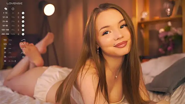 Snapshot of Miss_miracle chatting on March 2025 04:20:01 PM Miss miracle online show from March 2025 04:20:01 PM