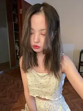 lalallalalaa- online show from February 2025 03:42:01 AM