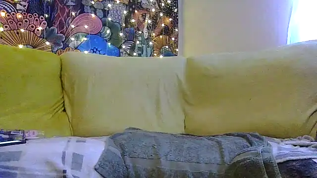 freyadivine online show from January 2025 12:19:02 PM