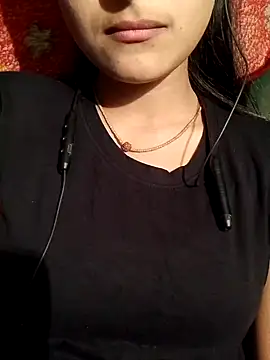 Snapshot of Cute-Nilam chatting on January 2025 08:02:01 AM Cute-Nilam online show from January 2025 08:02:01 AM