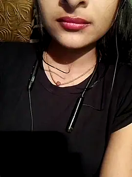 Snapshot of Cute-Nilam chatting on January 2025 08:09:01 AM Cute-Nilam online show from January 2025 08:09:01 AM