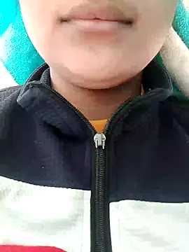 Snapshot of Cute-Nilam chatting on January 2025 04:23:02 AM Cute-Nilam online show from January 2025 04:23:02 AM