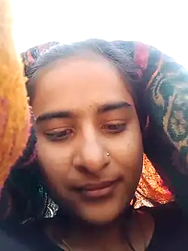 Snapshot of Cute-Nilam chatting on February 2025 07:40:01 AM Cute-Nilam online show from February 2025 07:40:01 AM