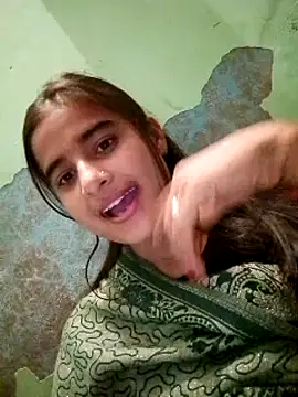 Snapshot of Cute-Nilam chatting on February 2025 02:13:02 PM Cute-Nilam online show from February 2025 02:13:02 PM