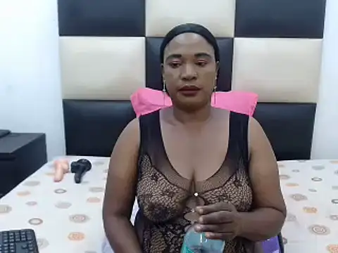 LICKABLEASSxxxx online show from February 2025 04:45:02 PM