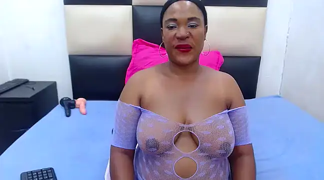 LICKABLEASSxxxx online show from February 2025 09:05:02 PM