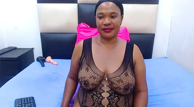 LICKABLEASSxxxx online show from March 2025 11:31:02 PM