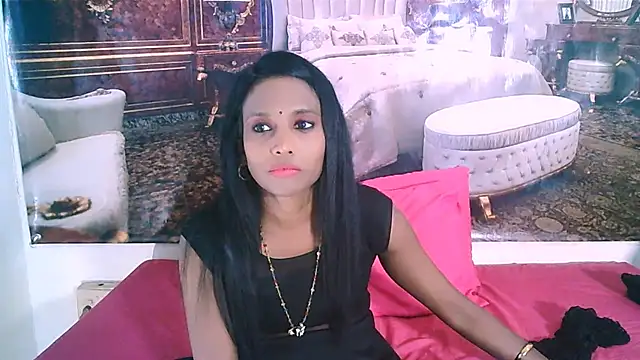 Snapshot of IndianLoveBug chatting on October 2025 05:52:01 AM IndianLoveBug online show from October 2025 05:52:01 AM